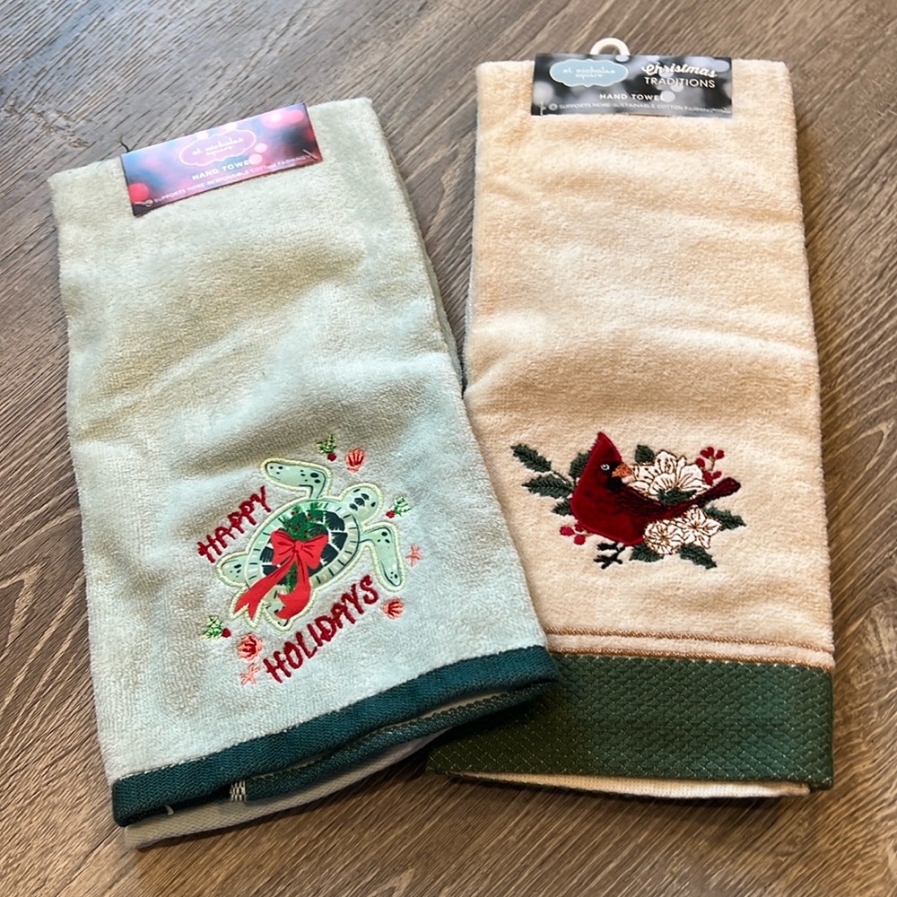 Holiday kitchen towels